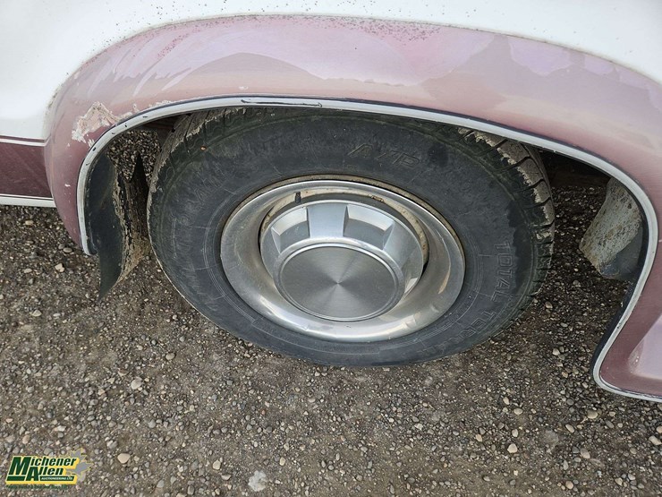 1995-dodge-ram-van-image-11