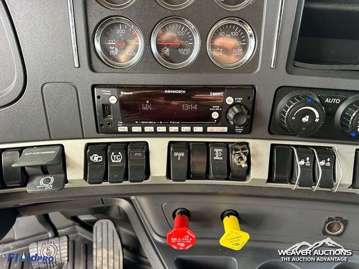 kenworth-t880-image-23