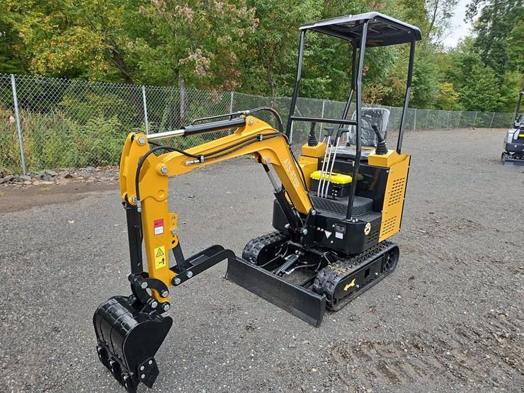 ats-rt15r-mini-excavator-image-9