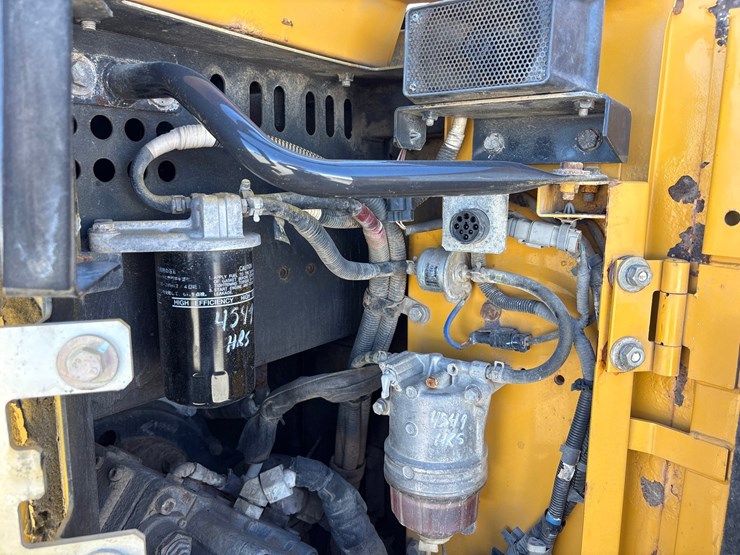 deere-85g-image-35