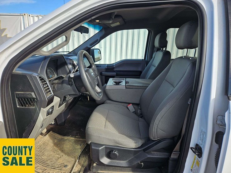 2016-ford-f150-image-12
