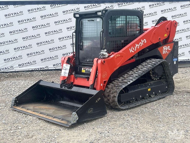 2023-kubota-svl97-2-image-35