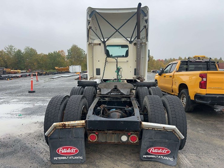 2018-peterbilt-579-image-5