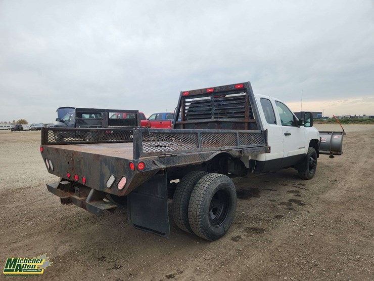 2008-chevrolet-silverado-3500hd-image-4