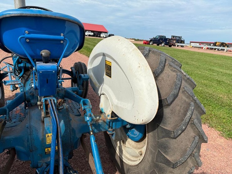 ford-3600-image-19