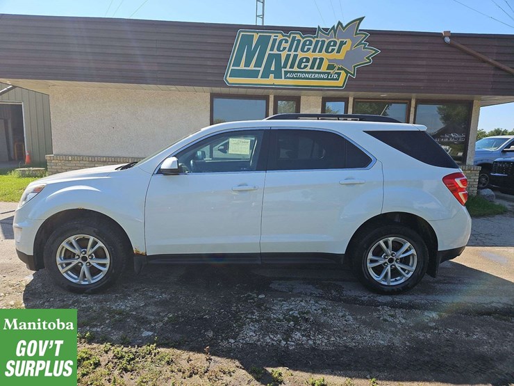 2017-chevrolet-equinox-image-2