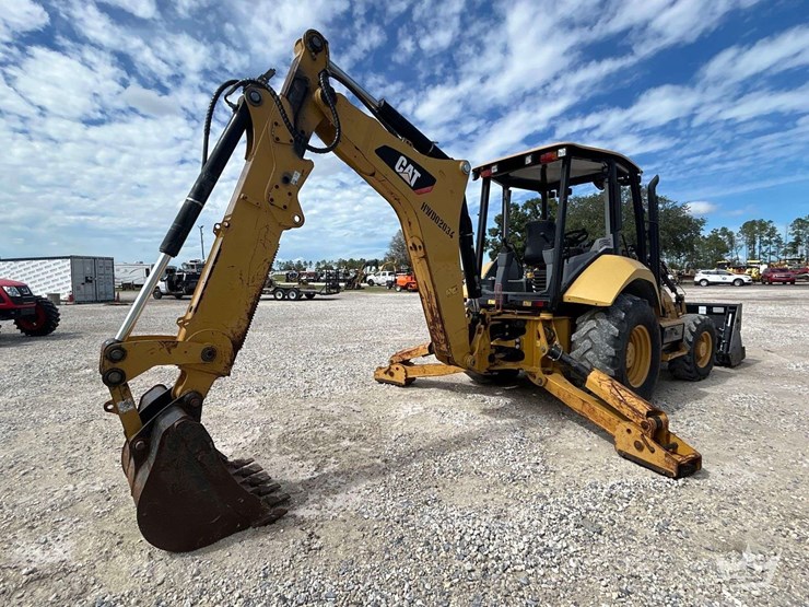 2017-caterpillar-420f2-it-image-3