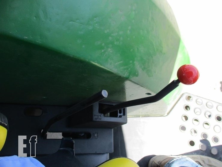 1995-john-deere-5200-image-9