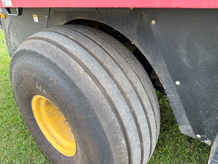 1999-new-holland-590-image-18