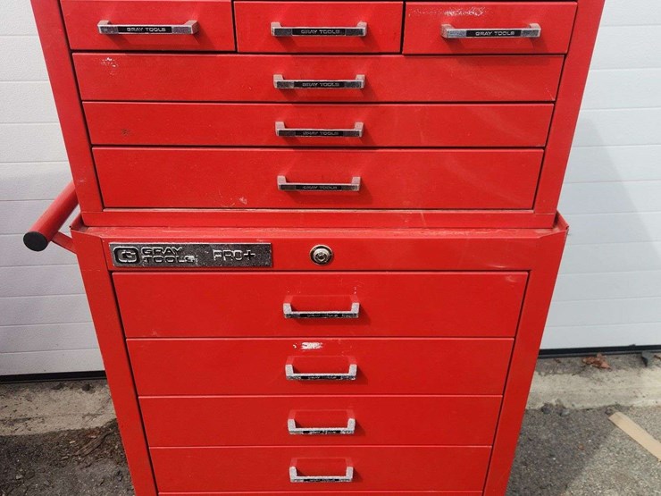 gray-tools-rolling-toolbox-(top-&-bottom)-(drawers-locked-with-no-key)-image-1
