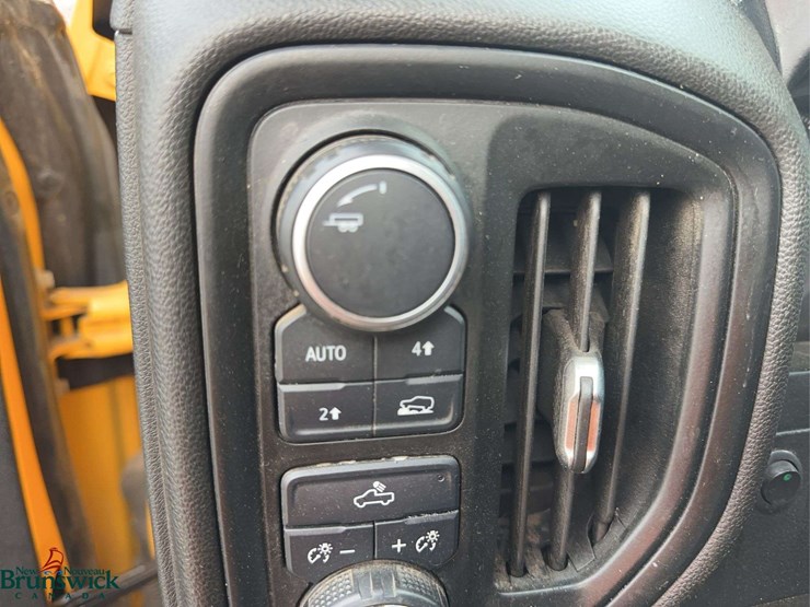 2021-chevrolet-silverado-1500-image-26