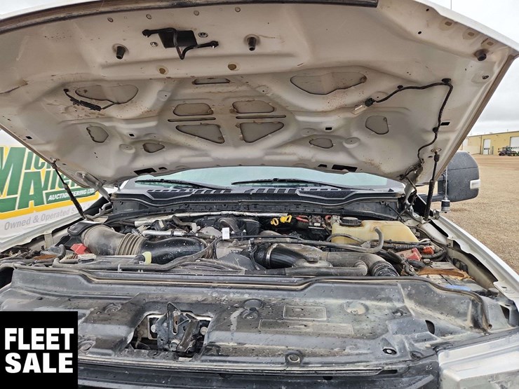 2019-ford-f550-image-27