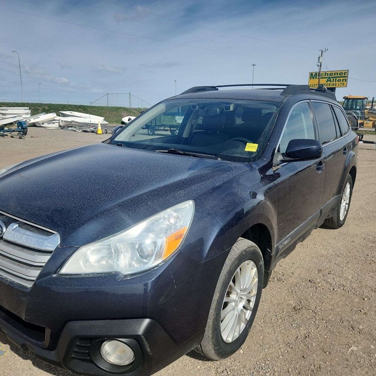 2014 SUBARU OUTBACK
