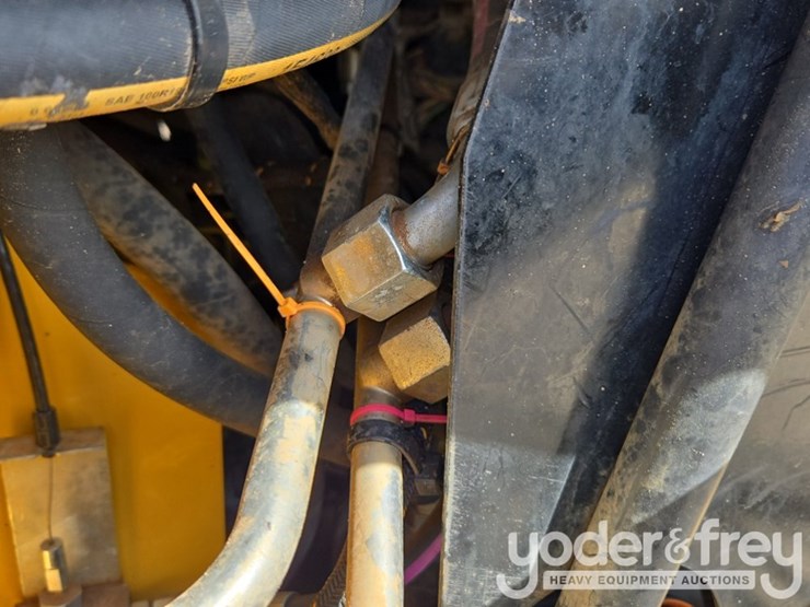 2019-caterpillar-289d-image-29