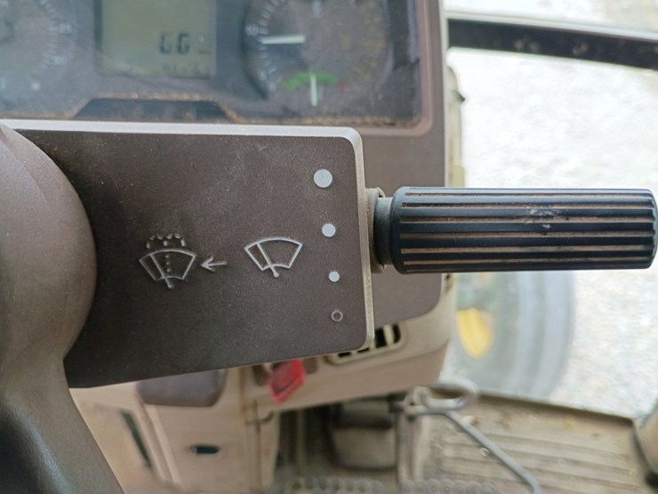 john-deere-6310-image-30