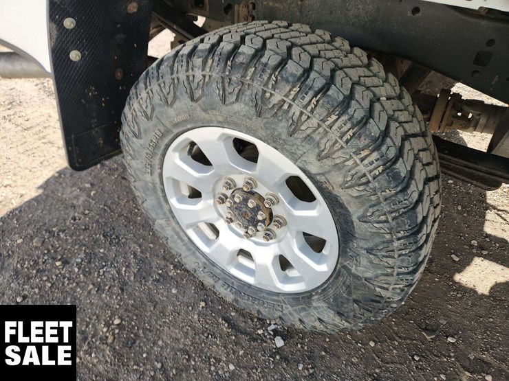 2020-ford-f250-image-11