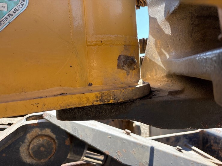 deere-85g-image-10