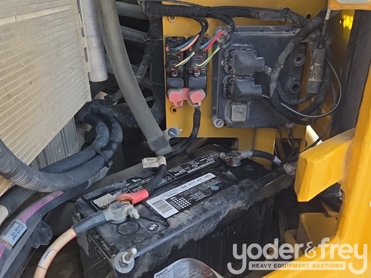 2019-caterpillar-308-cr-image-45