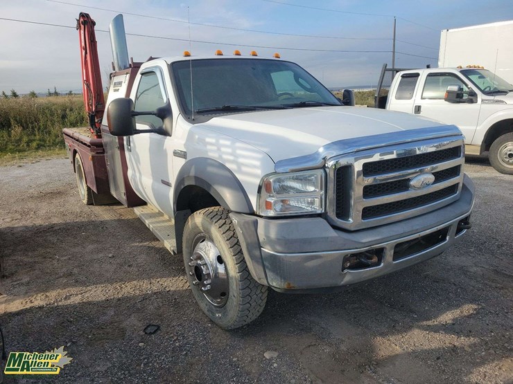 2005-ford-f550-image-2