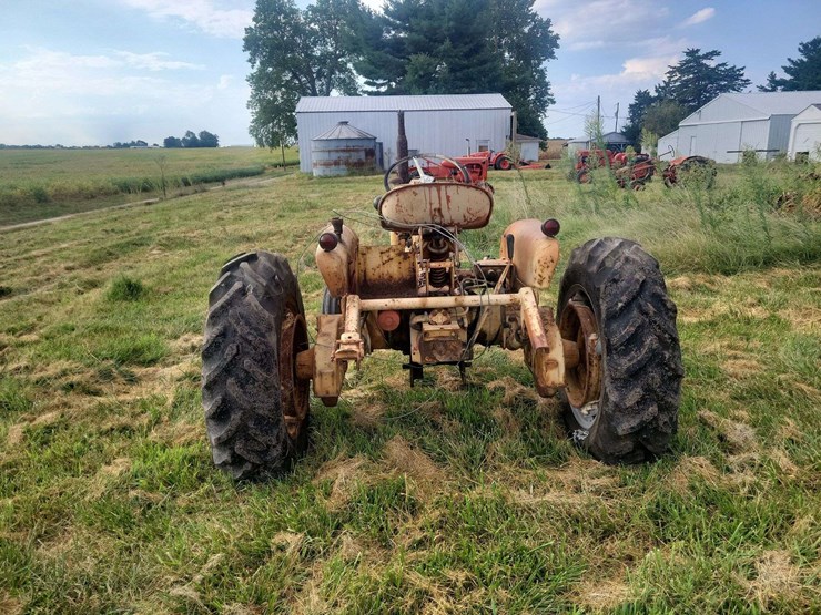allis-chalmers-d10-tractor-image-5