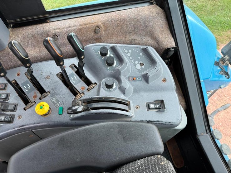 new-holland-8670-image-49