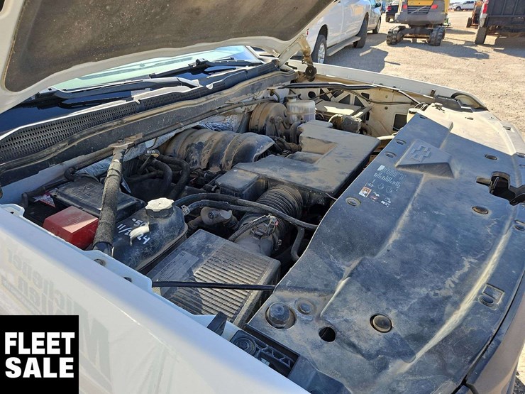 2015-chevrolet-silverado-1500-image-26