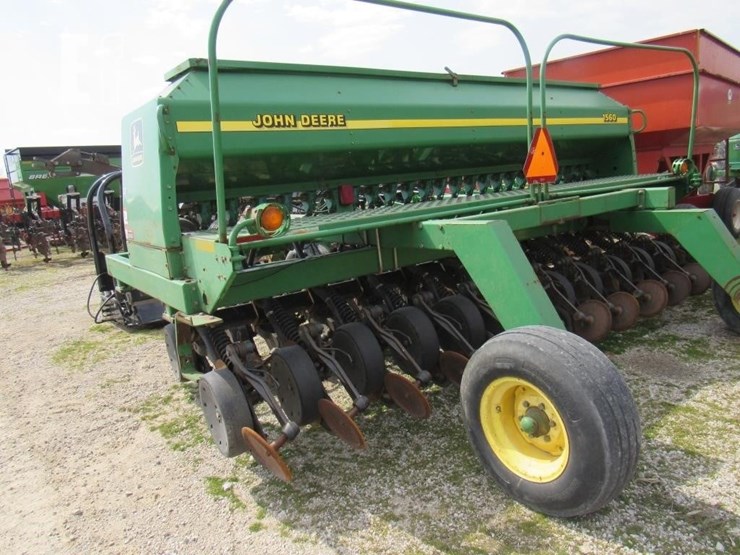 1998-john-deere-1560-image-2