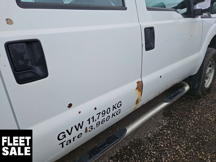 2015-ford-f350-image-34