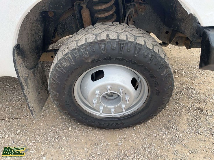 2014-ford-f350-image-12