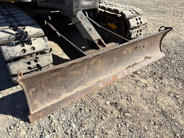deere-85g-image-30