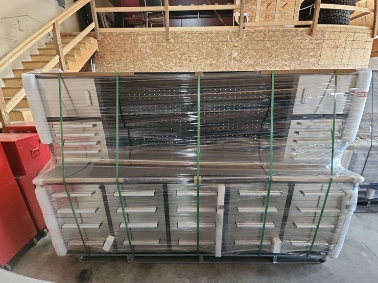 steelman-10'-garage-cabinet-workbench-(30-drawers-&-2-cabinets)---stainless-image-1