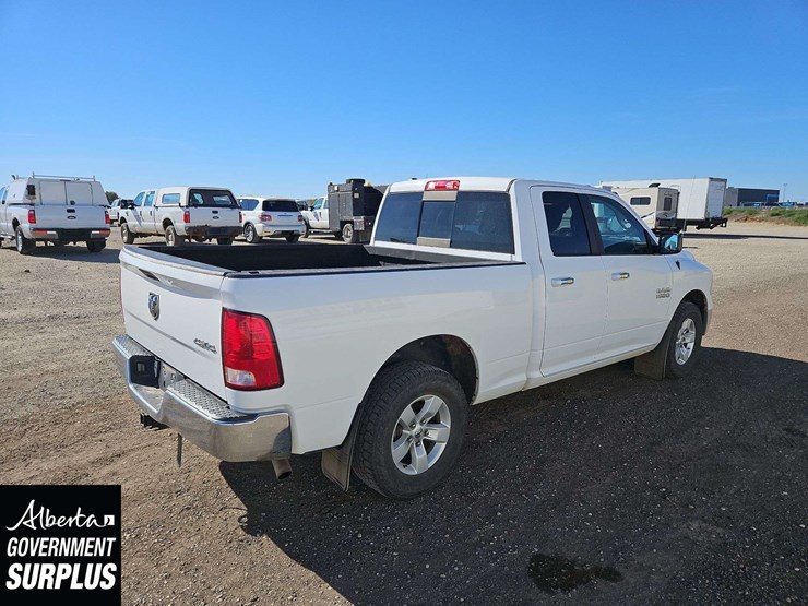 2014-dodge-1500-image-4