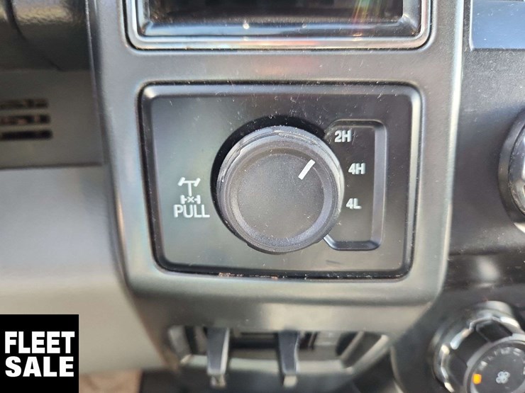 2022-ford-f250-image-21
