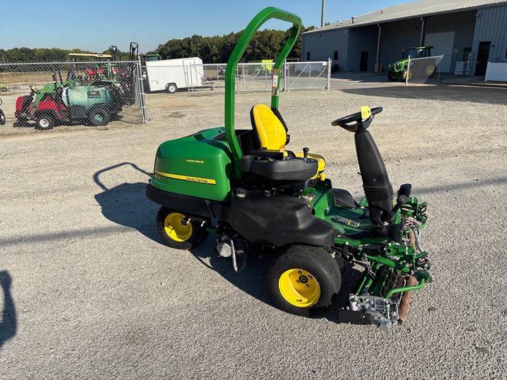 john-deere-2500e-image-7