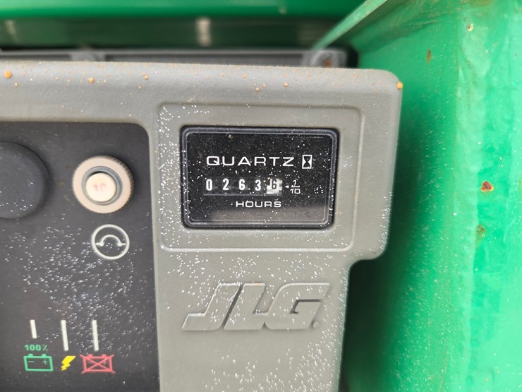 2017-jlg-2032es-image-16