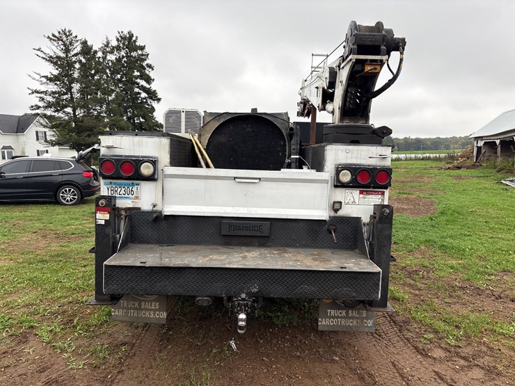 2015-ford-f550-image-4