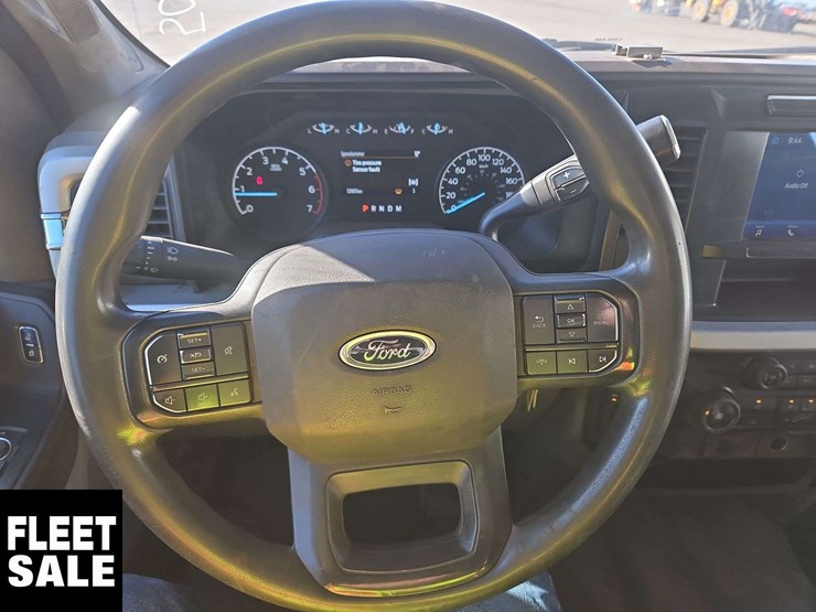 2023-ford-f350-image-12