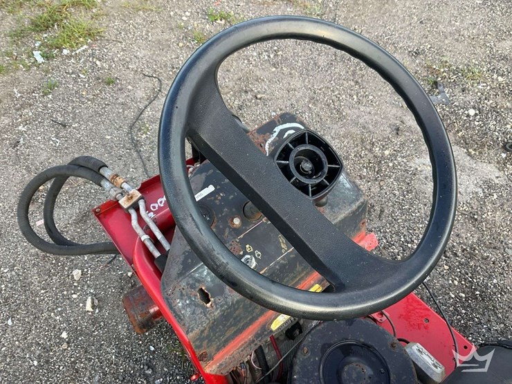 toro-bunker-rake-image-14