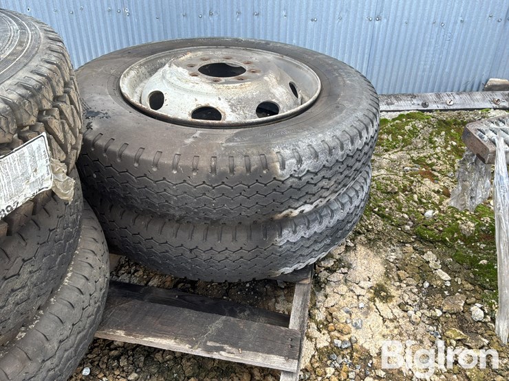 hi-rail-kit-w/wheels-and-tires-image-16