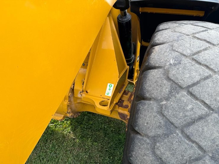 caterpillar-938m-image-31