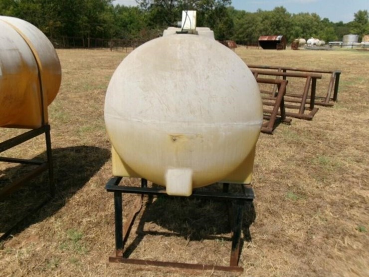 poly-tank,-225-gallon-w/stand-image-4