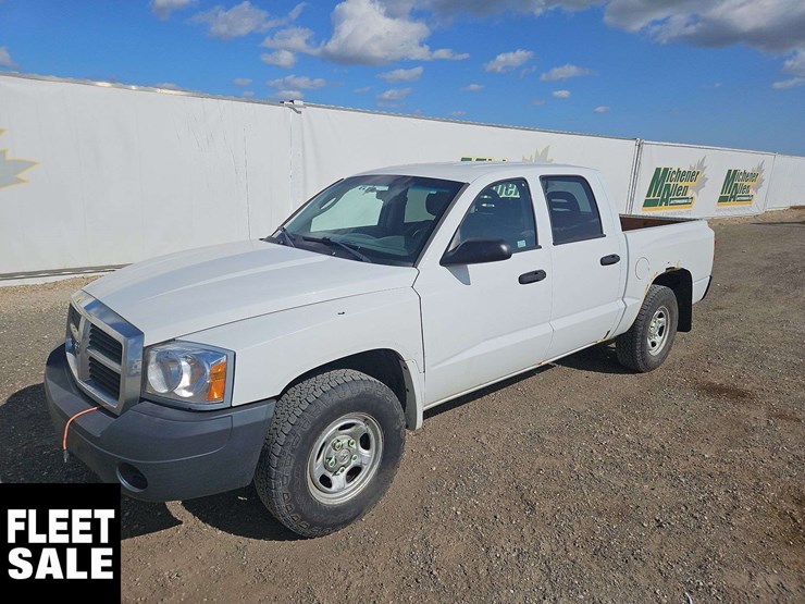 2007-dodge-dakota-image-1