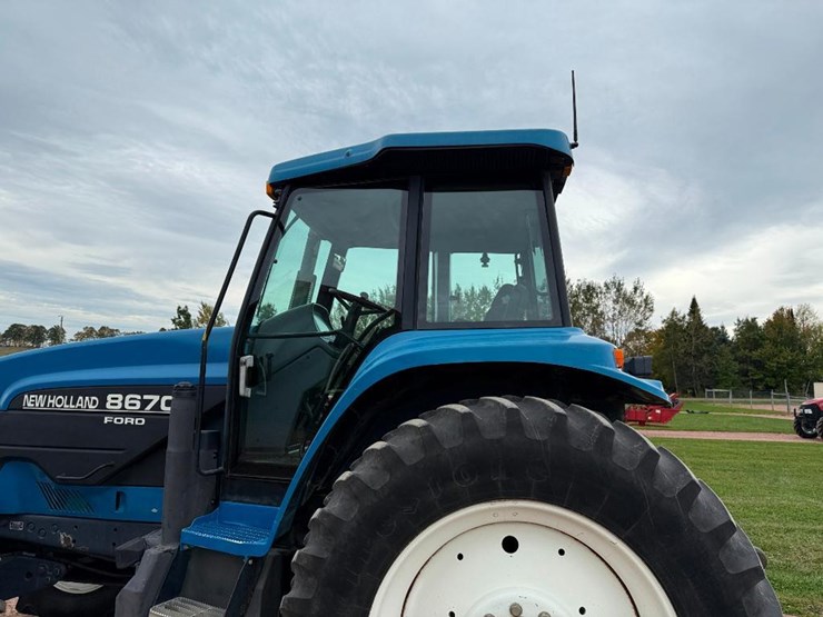 new-holland-8670-image-22