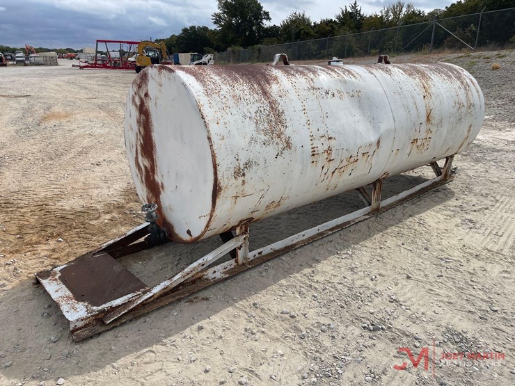 1000-gallon-skid-mounted-fuel-tank-image-7