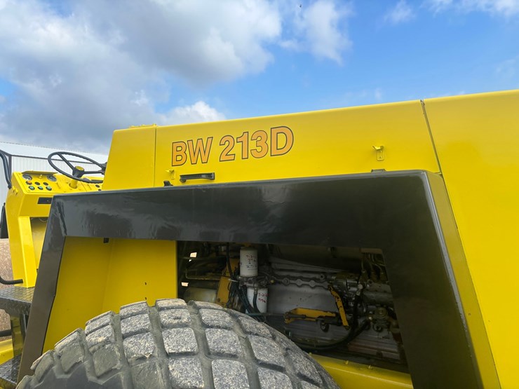 bomag-bw213d-image-22
