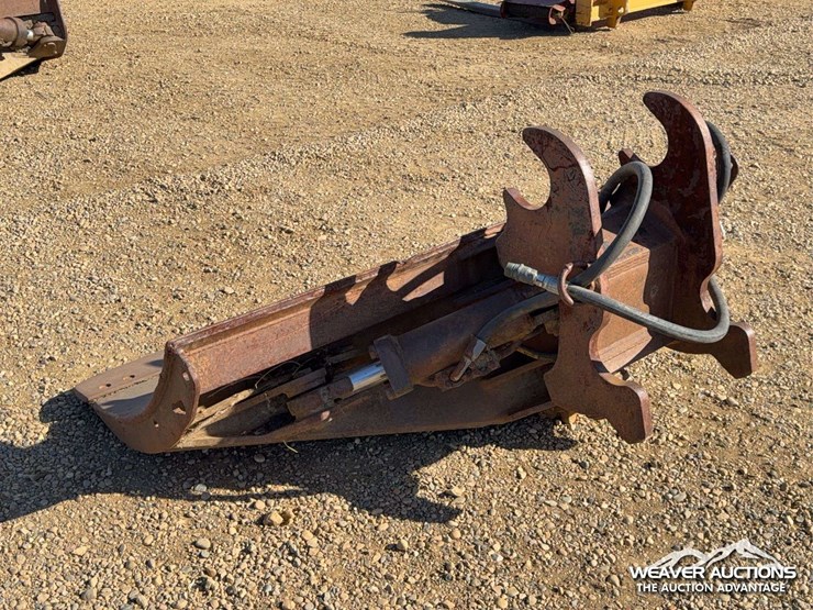 excavator-hydraulic-chuck-blade-image-3