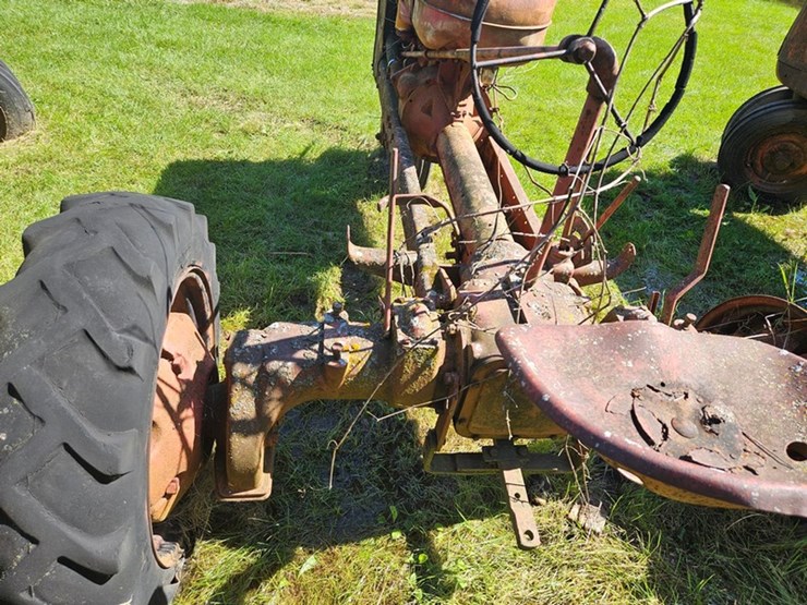 #2527-•-bf-avery-tractor-image-16