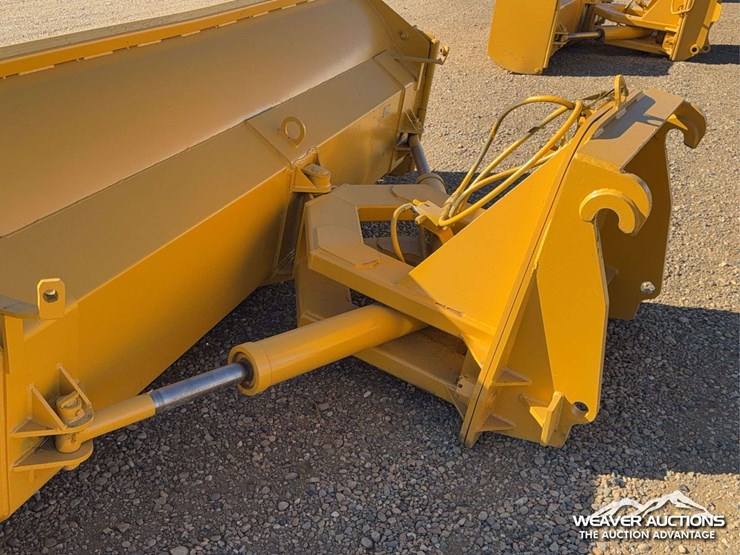 falls-hdr-12a-12-ft.-hydraulic-reversible-snow-plow-image-8