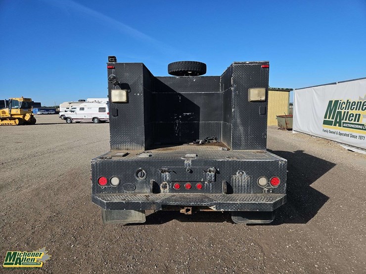 2006-ford-f550-image-6