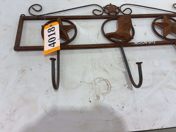 rustic-coat-rack-image-6